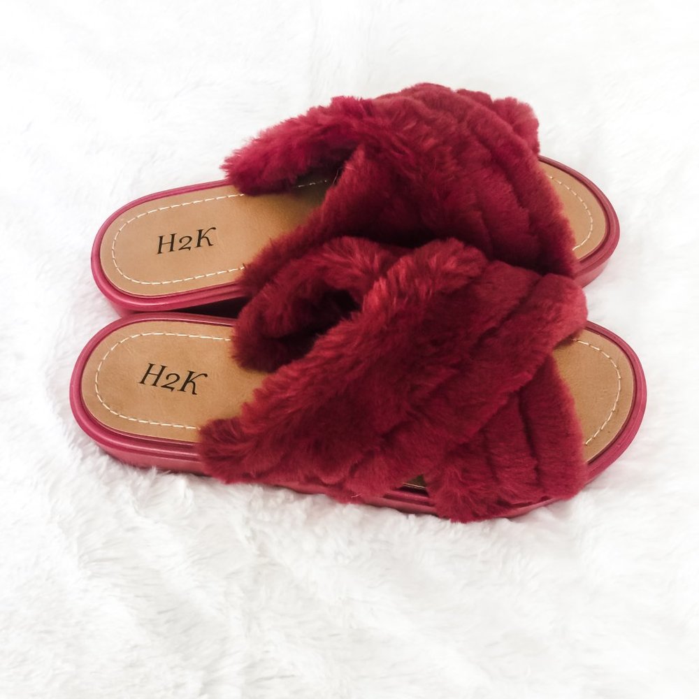 BRAND NEW Red H2K Faux Fur Slide Sandals Size 7 - Picture 5 of 7